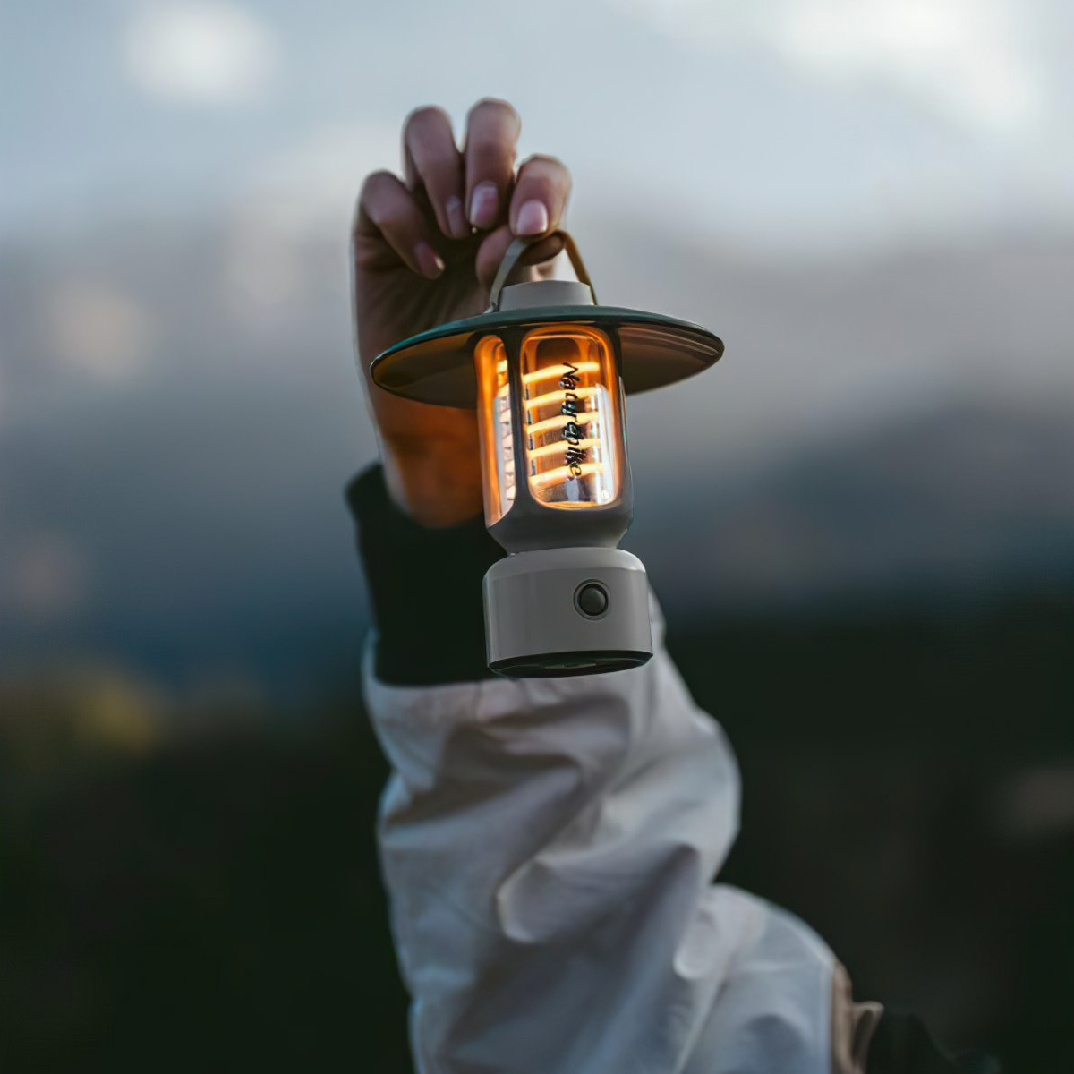 Naturehike CNH22DQ024 Đèn Bão Cắm Trại Treo Lều Glamping Lantern