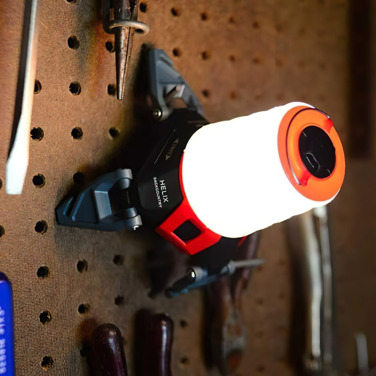 Đèn Lồng Cắm Trại Princeton Tec Helix Backcountry Lantern