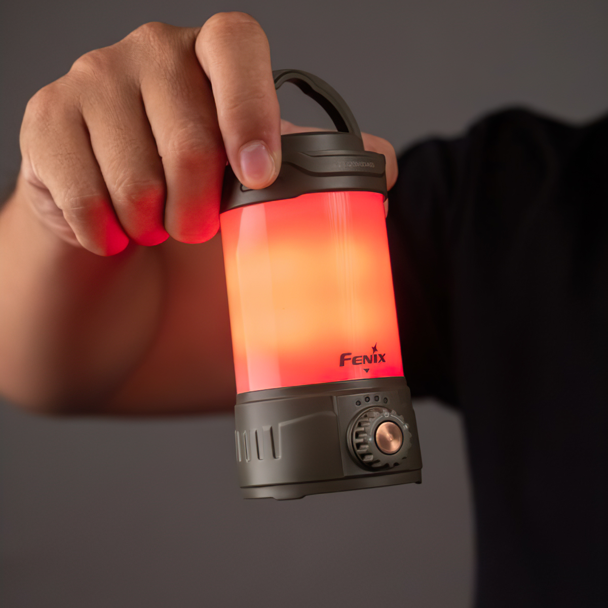FENIX CL26R Pro Đèn pin độ sáng 650 lumen pin 21700 sạc USB-C chiếu tỏa 360 độ Cắm Trại