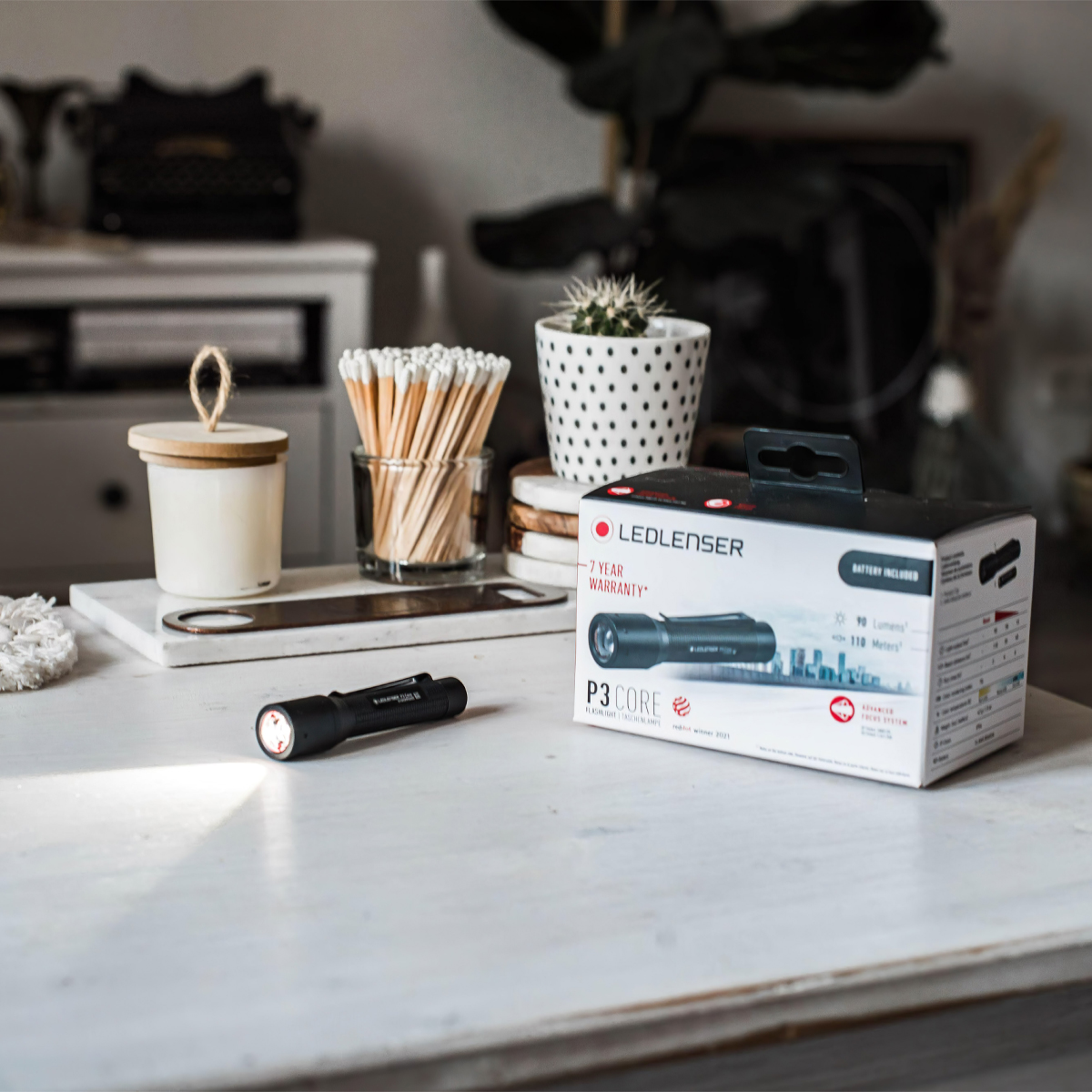 LedLenser P3 Core Đèn Pin Cắm Trại