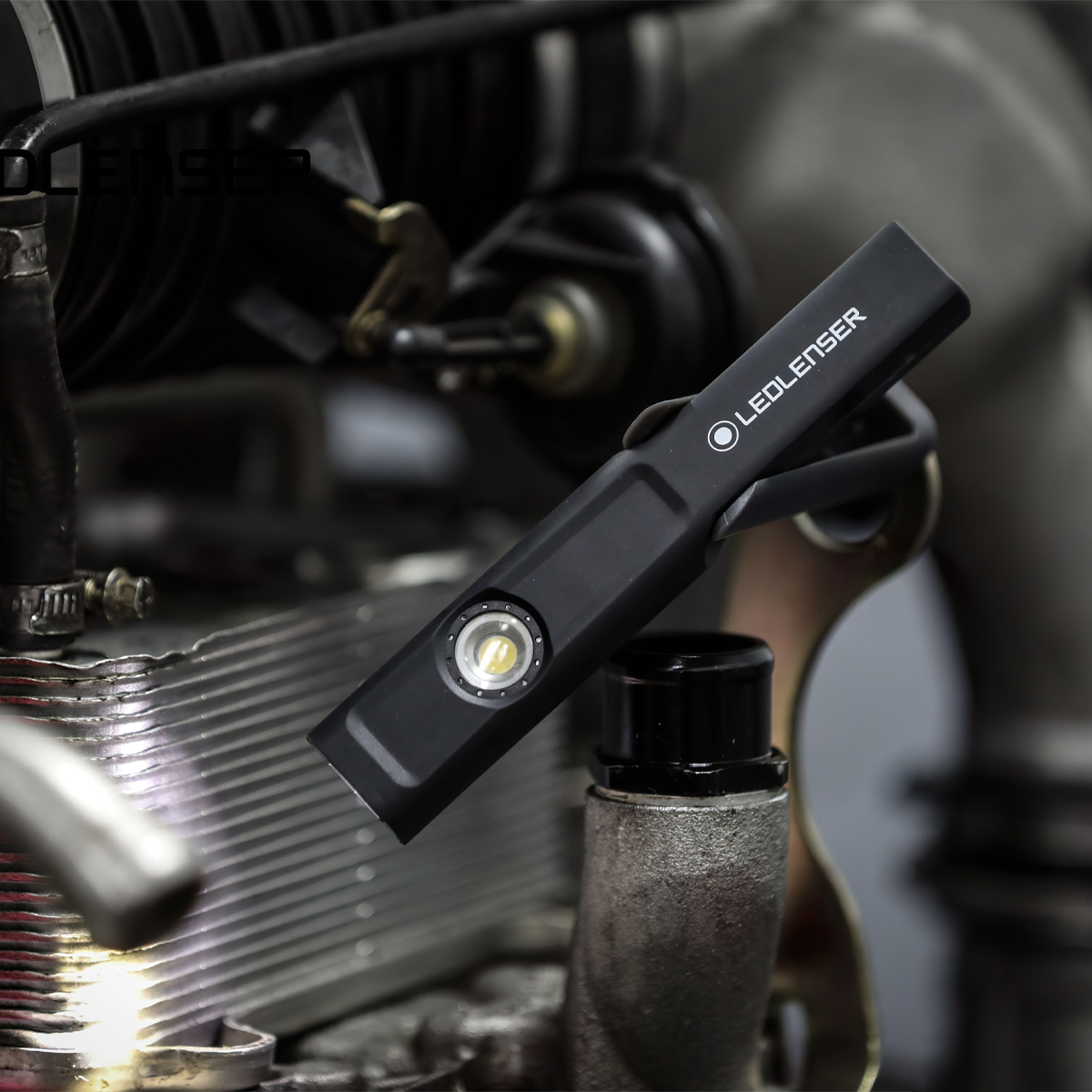 Ledlenser IW4R Đèn Pin Cắm Trại