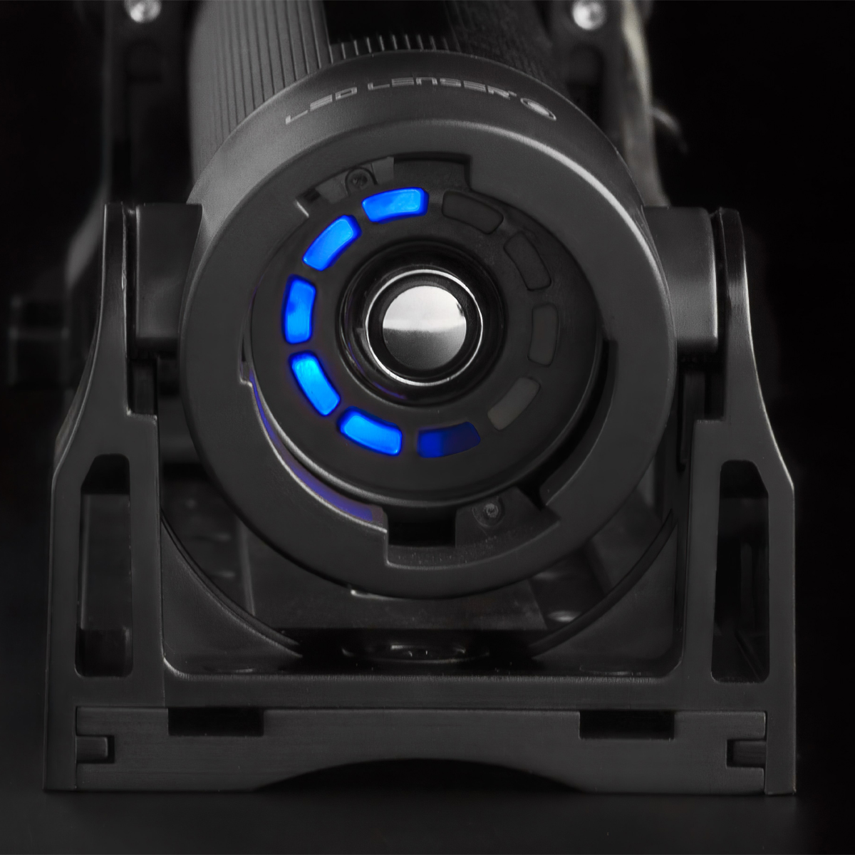 Ledlenser X21R.2 Đèn Pin Cắm Trại