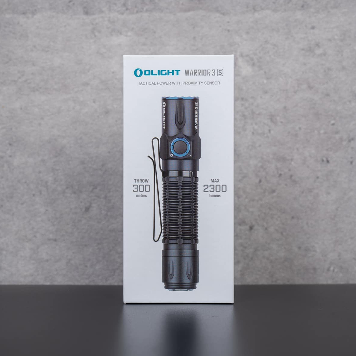OLIGHT WARRIOR 3S  Đèn pin độ sáng 2300 lumen chiếu xa 300m cắm trại