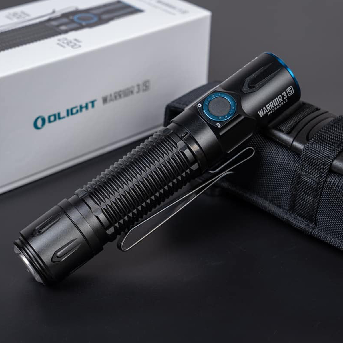 OLIGHT WARRIOR 3S  Đèn pin độ sáng 2300 lumen chiếu xa 300m cắm trại