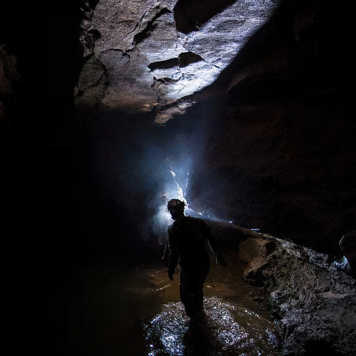 Đèn Pin Đội Đầu Cắn Trại Apex Princeton Tec Headlamp