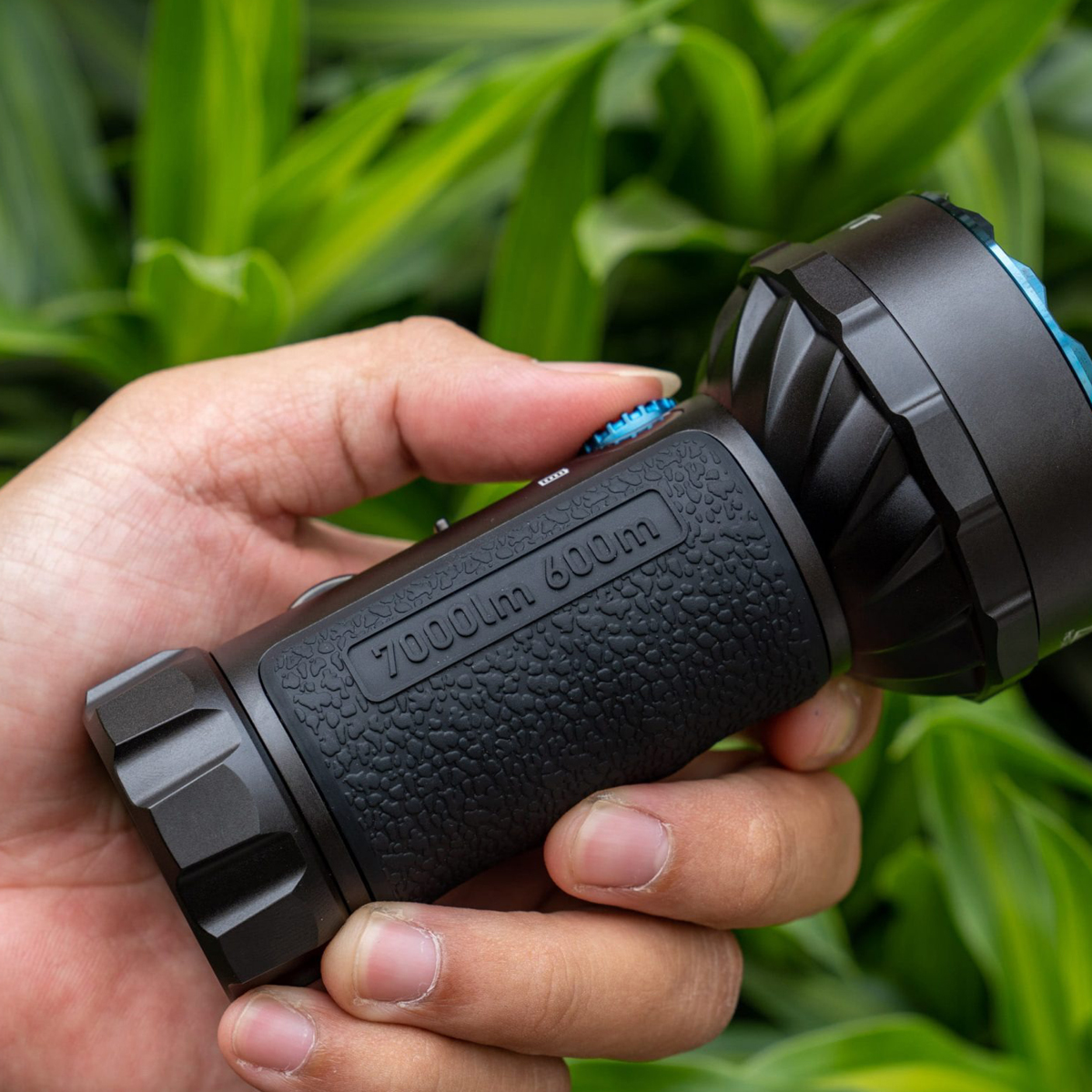 Đèn Pin Siêu Sáng Cắm Trại OLIGHT MARAUDER MINI Sáng 7000 Lumen Chiếu Xa 600m