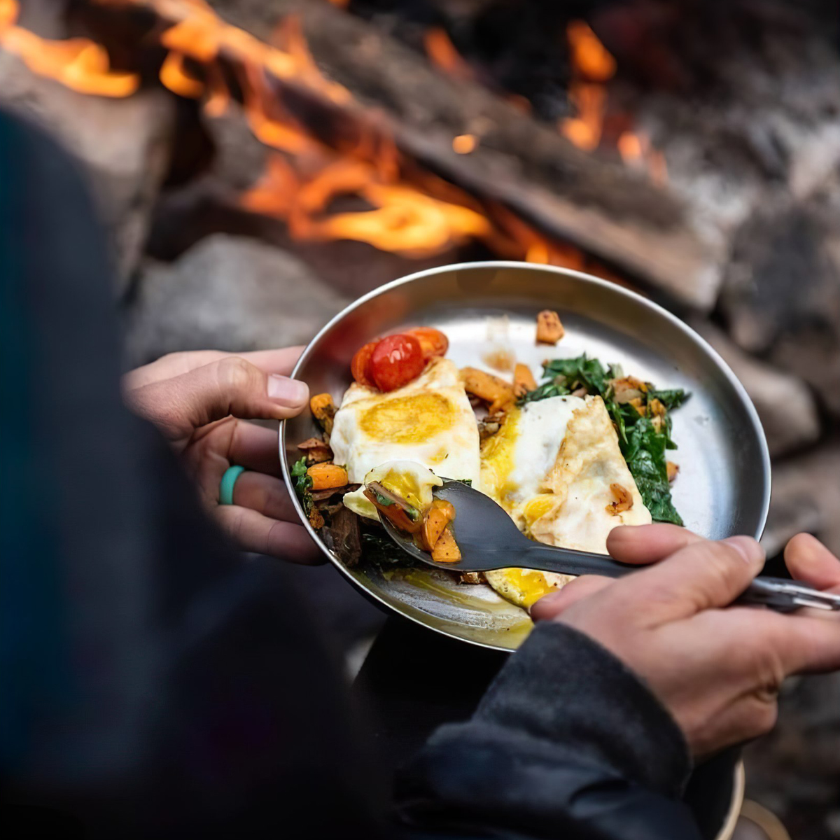 Đĩa Cắm Trại Du Lịch Snowpeak Titanium Trek Plate 18 Cm