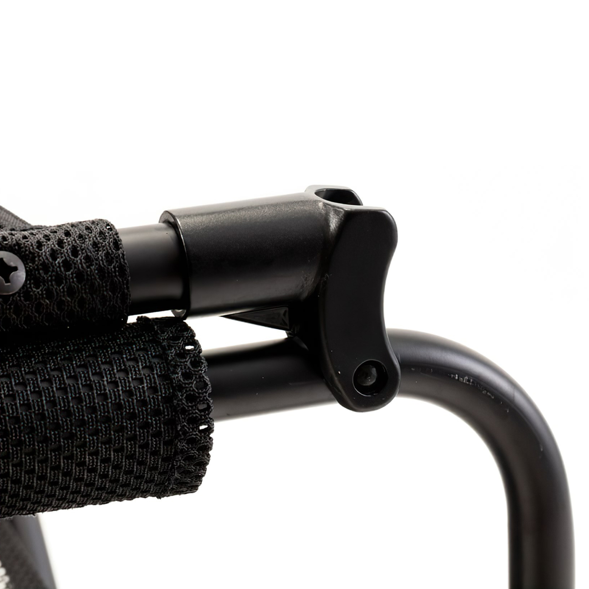 Ghế Cắm Trại Du Lịch Snowpeak Mesh Fd Chair Black