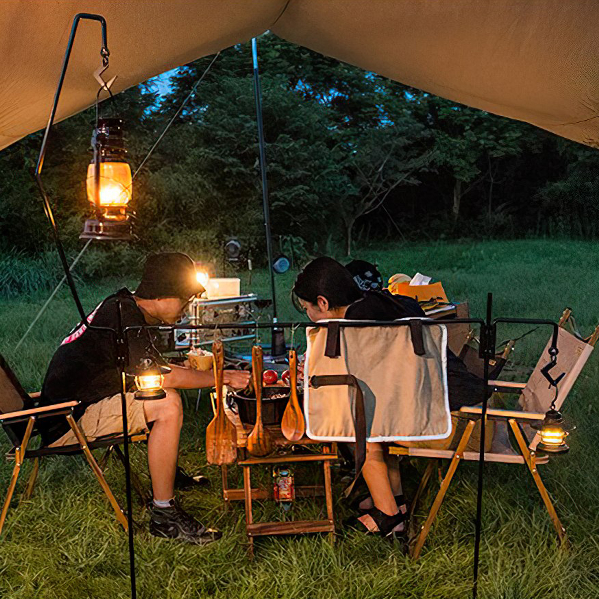 Naturehike Giá Treo Đèn Ngoài Trời Đi Cắm Trại Qua Đêm