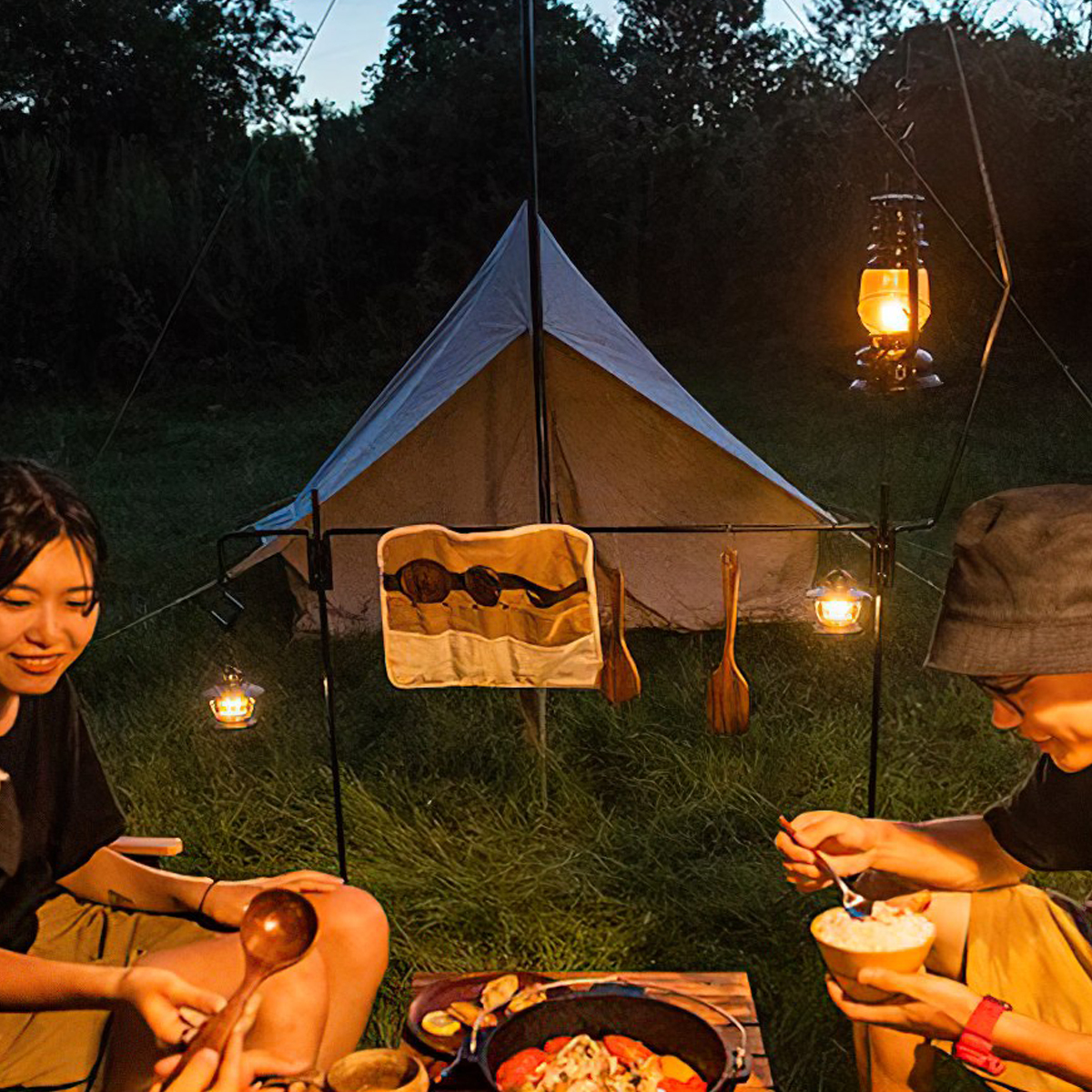 Naturehike Giá Treo Đèn Ngoài Trời Đi Cắm Trại Qua Đêm