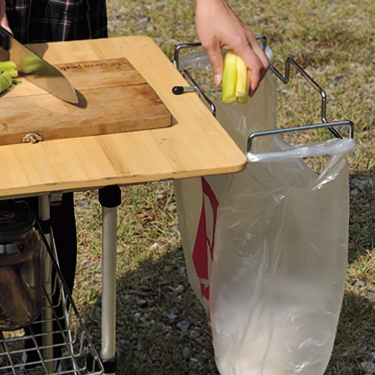 Giá Treo Kẹp Bàn Bỏ Rác Cắm Trại Du Lịch Snowpeak Garbage Frame