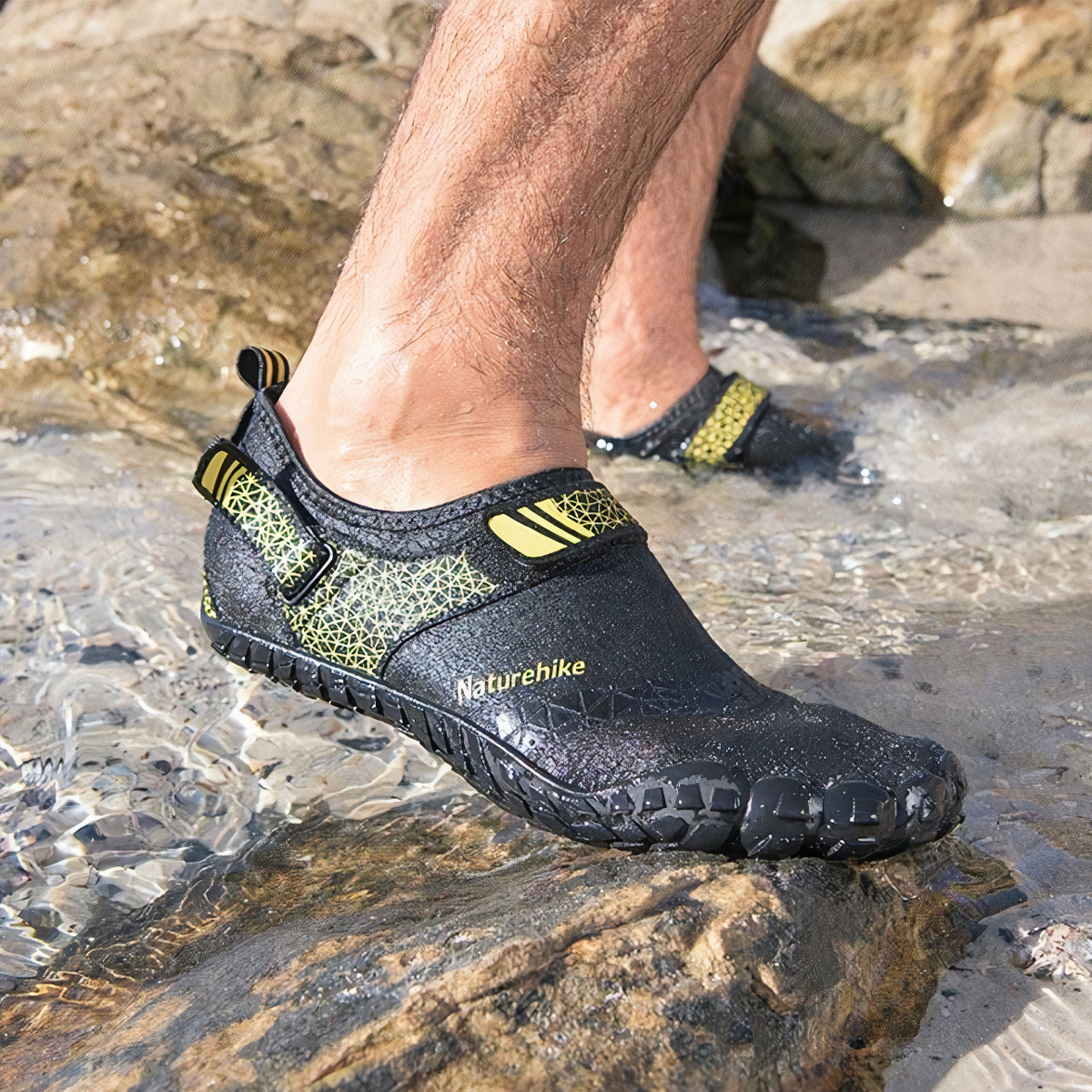 Giày Đi Biển, Lội Nước Đế Silicone Chống Trơn Trượt Thoáng Khí Bảo Vệ Chân NatureHike