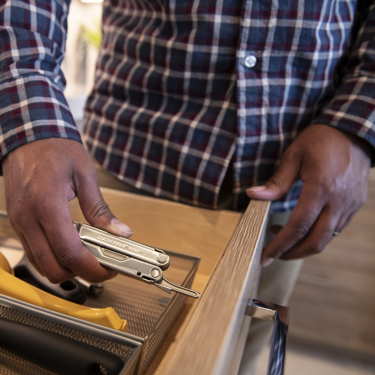 Leatherman BOND® Kiềm Đa Năng Cắm Trại