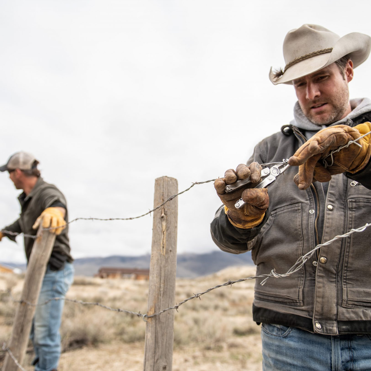 Leatherman BOND® Kiềm Đa Năng Cắm Trại