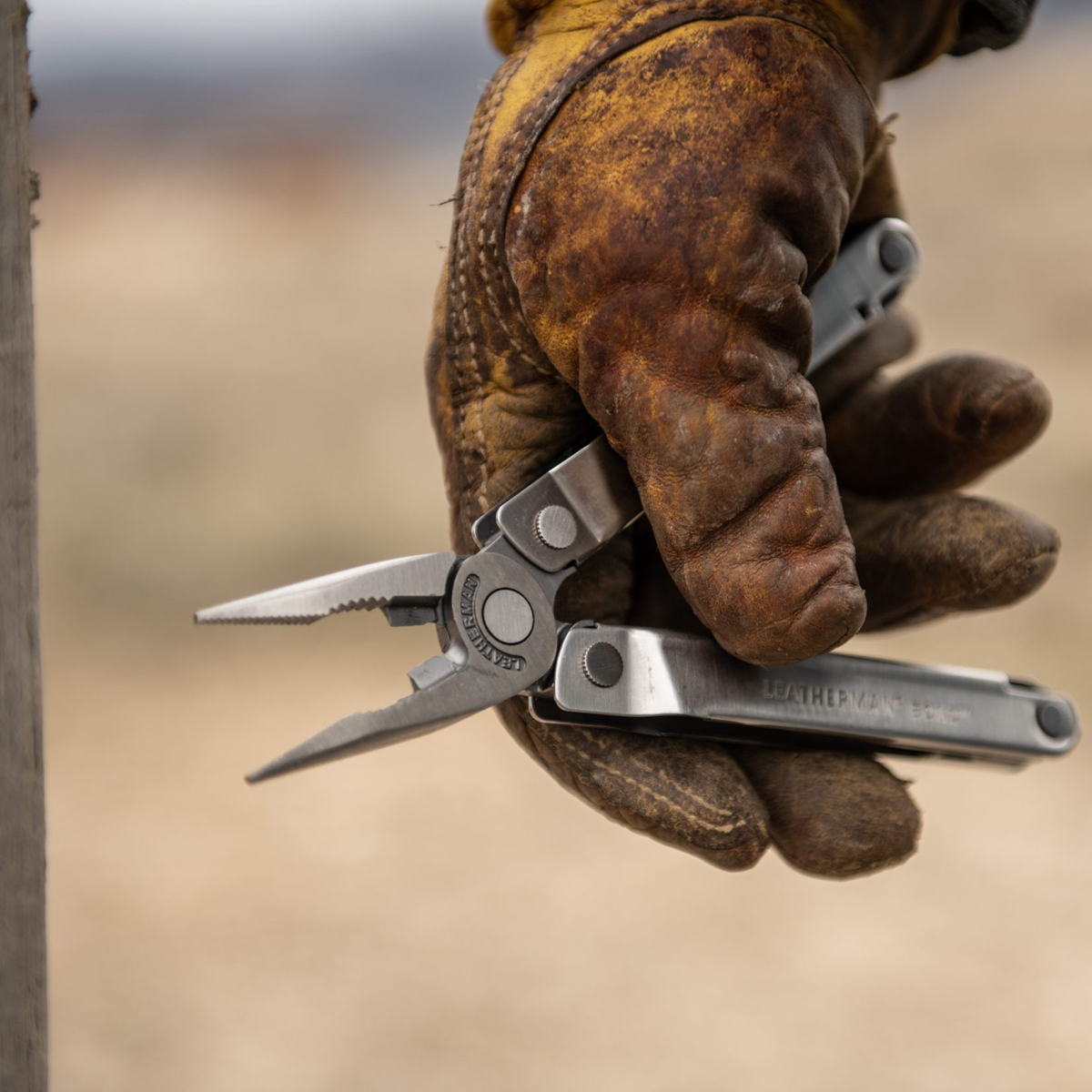 Leatherman BOND® Kiềm Đa Năng Cắm Trại