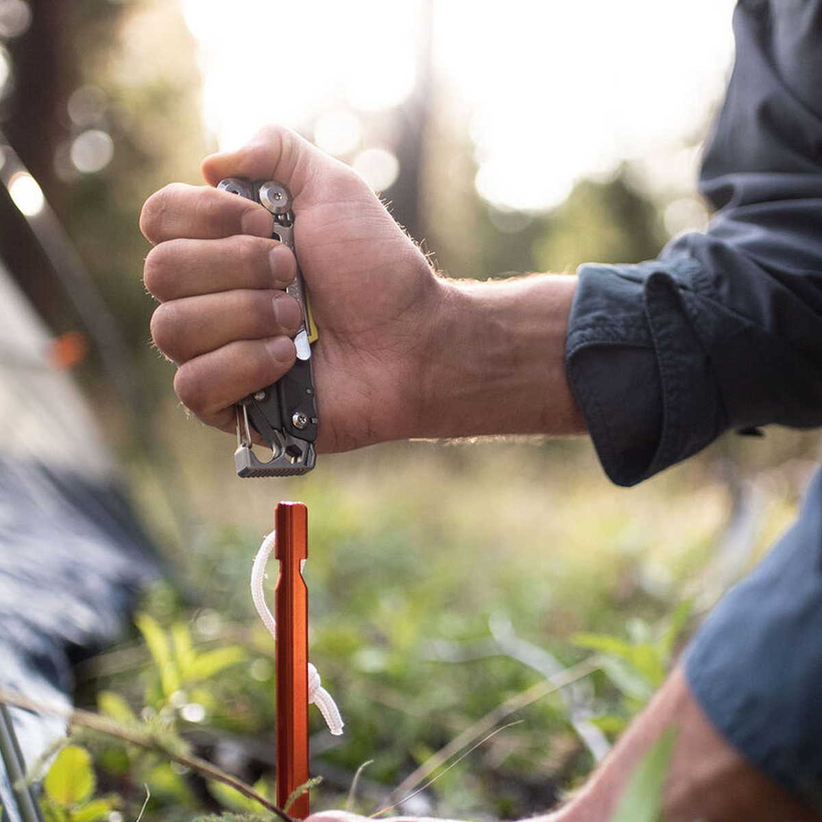 Leatherman Signal™ Kiềm Đa Năng Cắm Trại