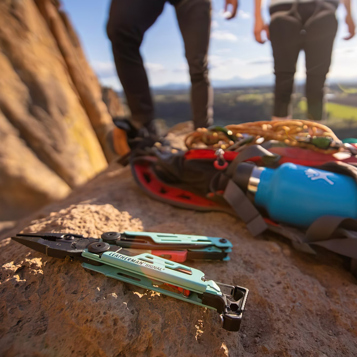 Leatherman Signal™ Kiềm Đa Năng Cắm Trại