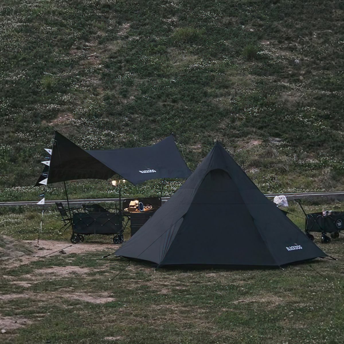 Blackdog BD-ZP003 Lều Cắm Trại Glamping 3-4 Người Lục Giác Kim Tự Tháp Pyramid Tent