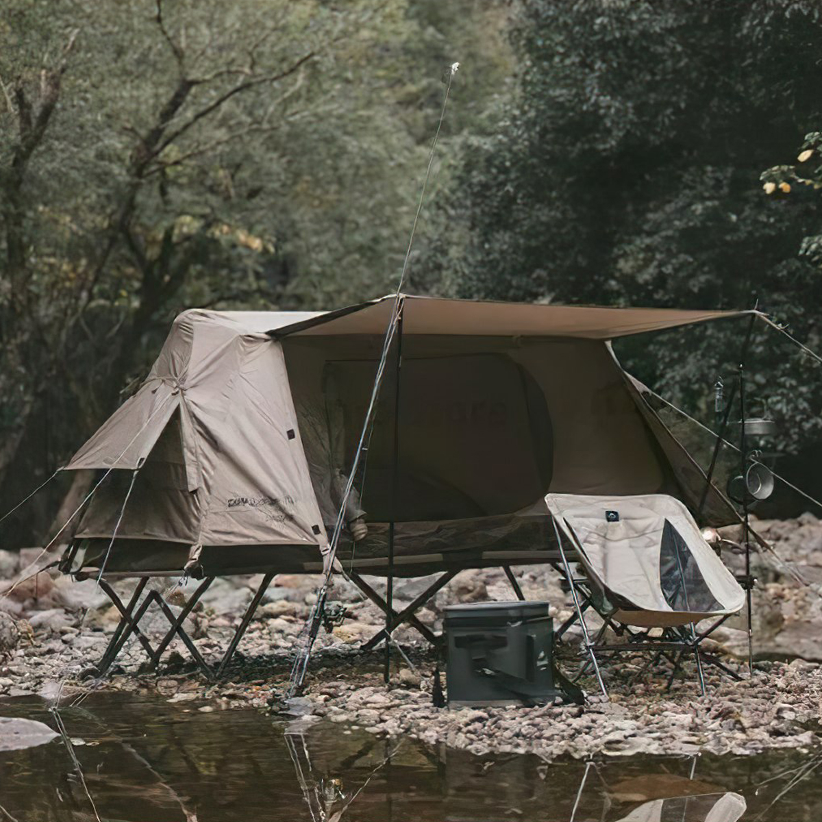 NatureHike Lều Cắm Trại Tự Bung  - Giường Xếp Dàn Đế