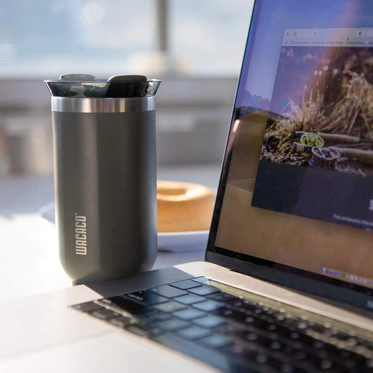 Ly Giữ Nhiệt Cắm Trại Du Lịch Wacaco Octaroma 300ml