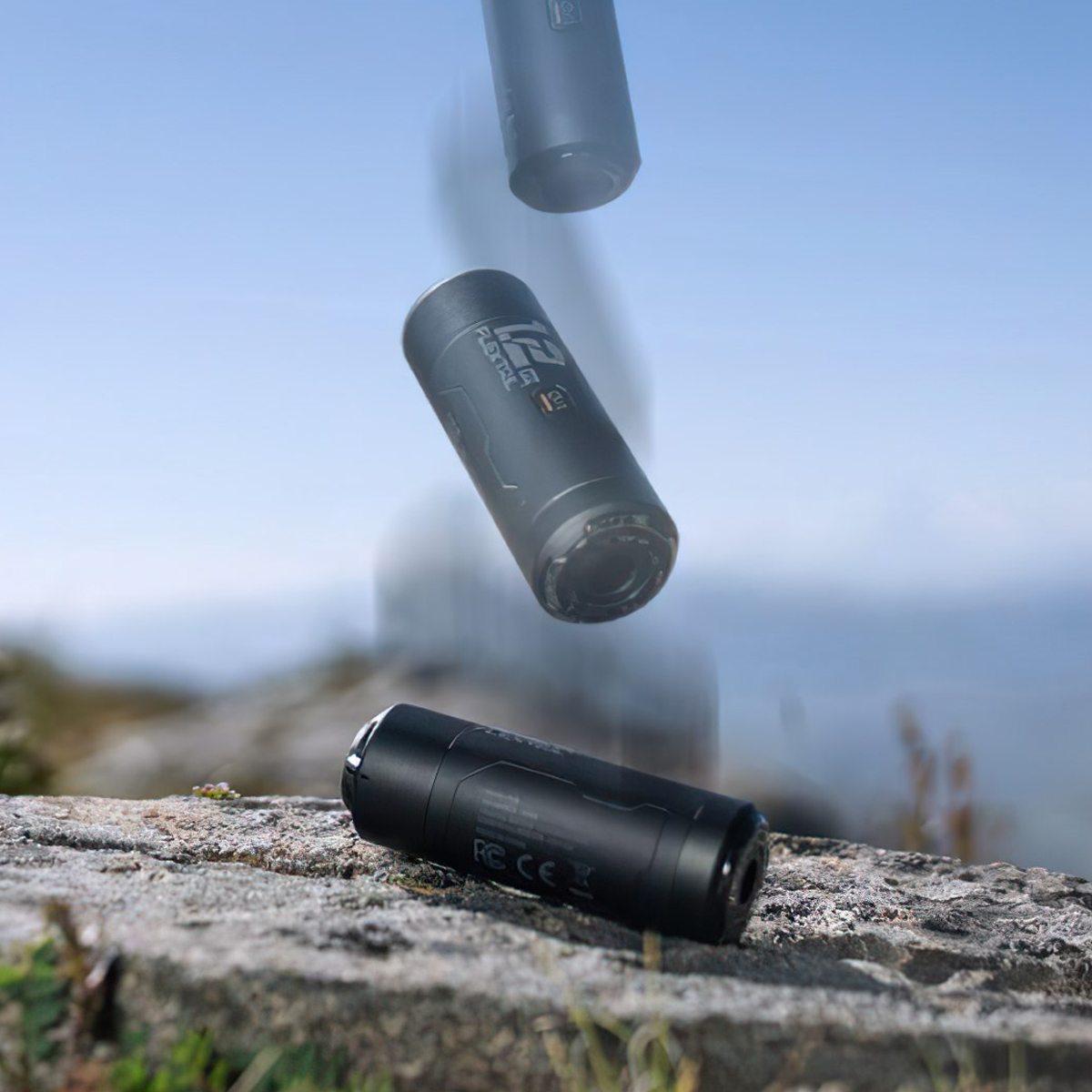 Flextail Zero Pump Máy bơm hơi đệm gối hơi cắm trại đa năng hút chân không ( tặng 1 viên pin RCR123A Flextail )