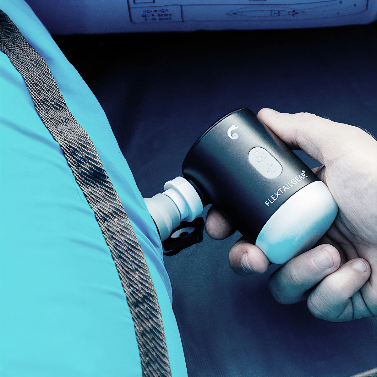 Flextail MAX PUMP 2 PRO – 4 in 1 Máy Bơm Hơi Đệm Gối Hơi Cắm Trại Đa Năng Hút Chân Không