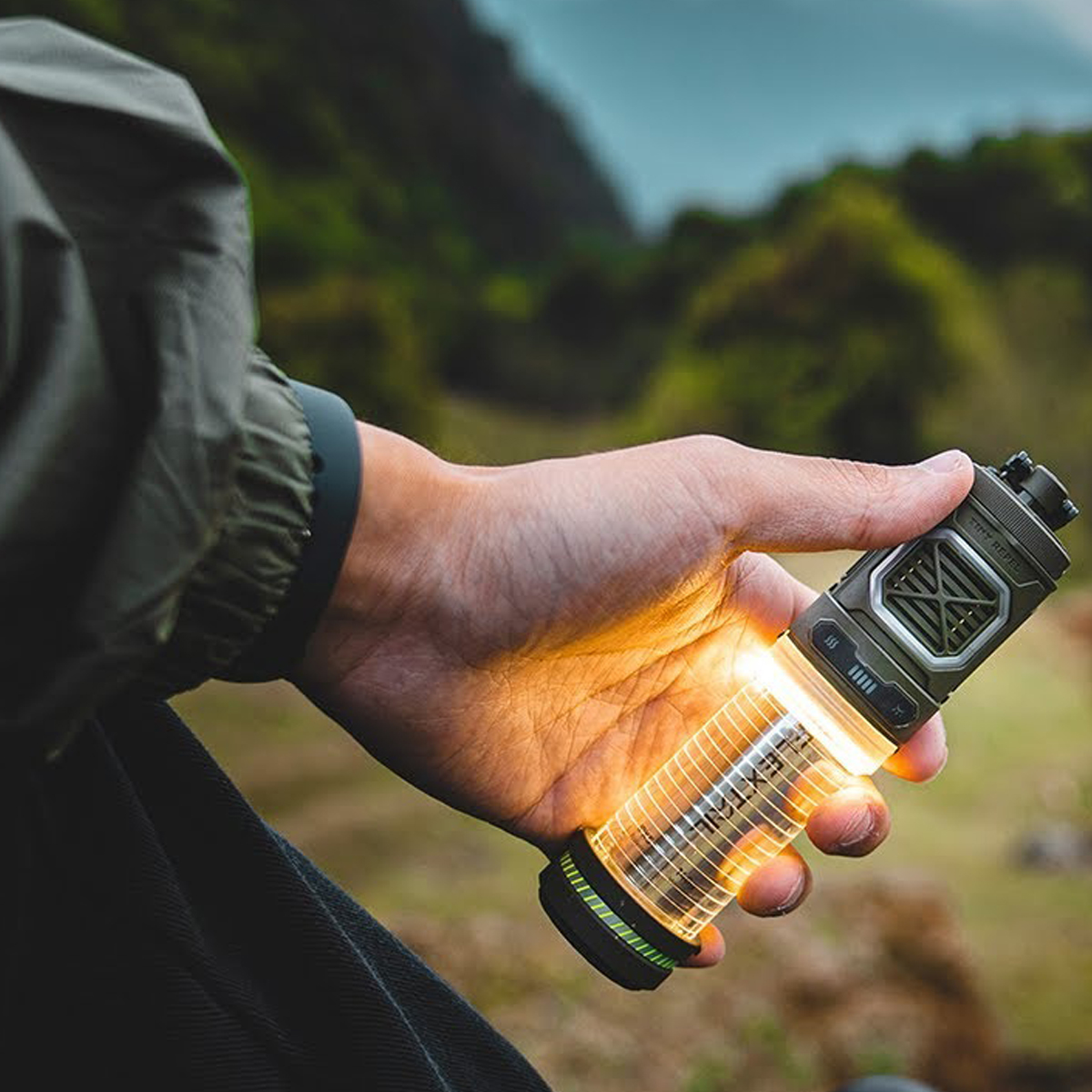 Flextail TINY REPEL- 3 IN 1 Máy Đuổi Muỗi Kiêm Đèn Dã Ngoại - Mosquito Repellent With Camping Lantern