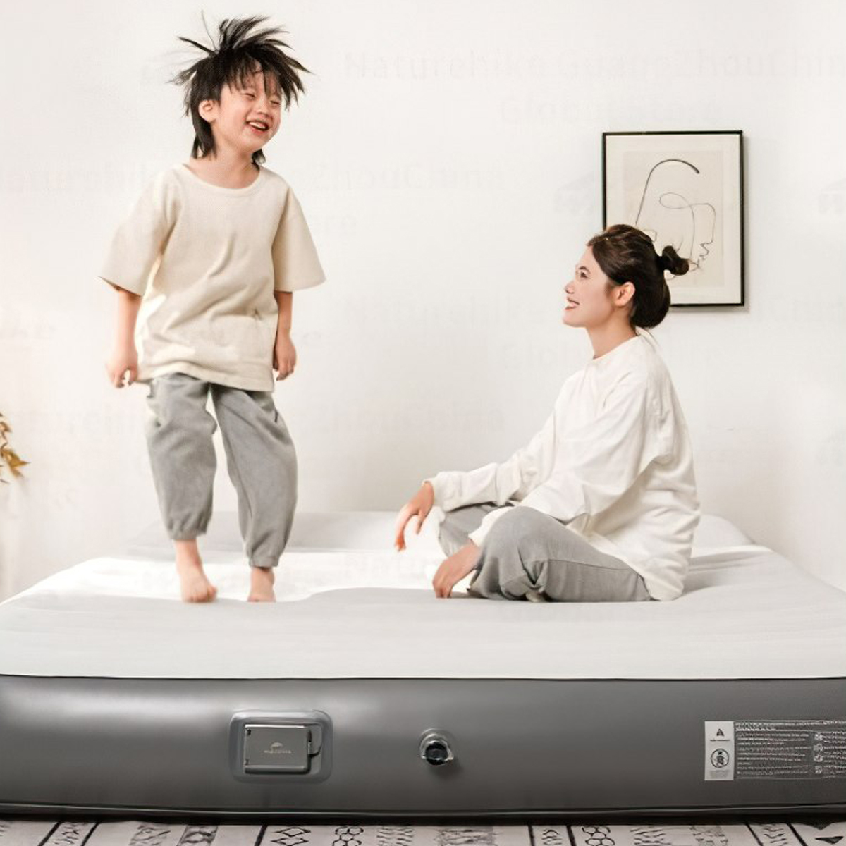 Naturehike Đệm Hơi Cắm Trại Kèm Bơm Tích Điện CNK2450WS040