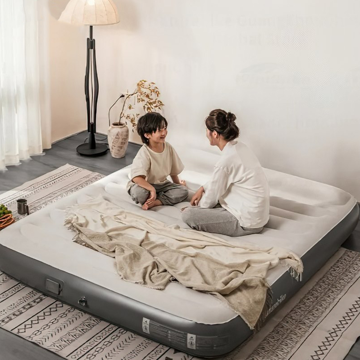 Naturehike Đệm Hơi Cắm Trại Kèm Bơm Tích Điện CNK2450WS040