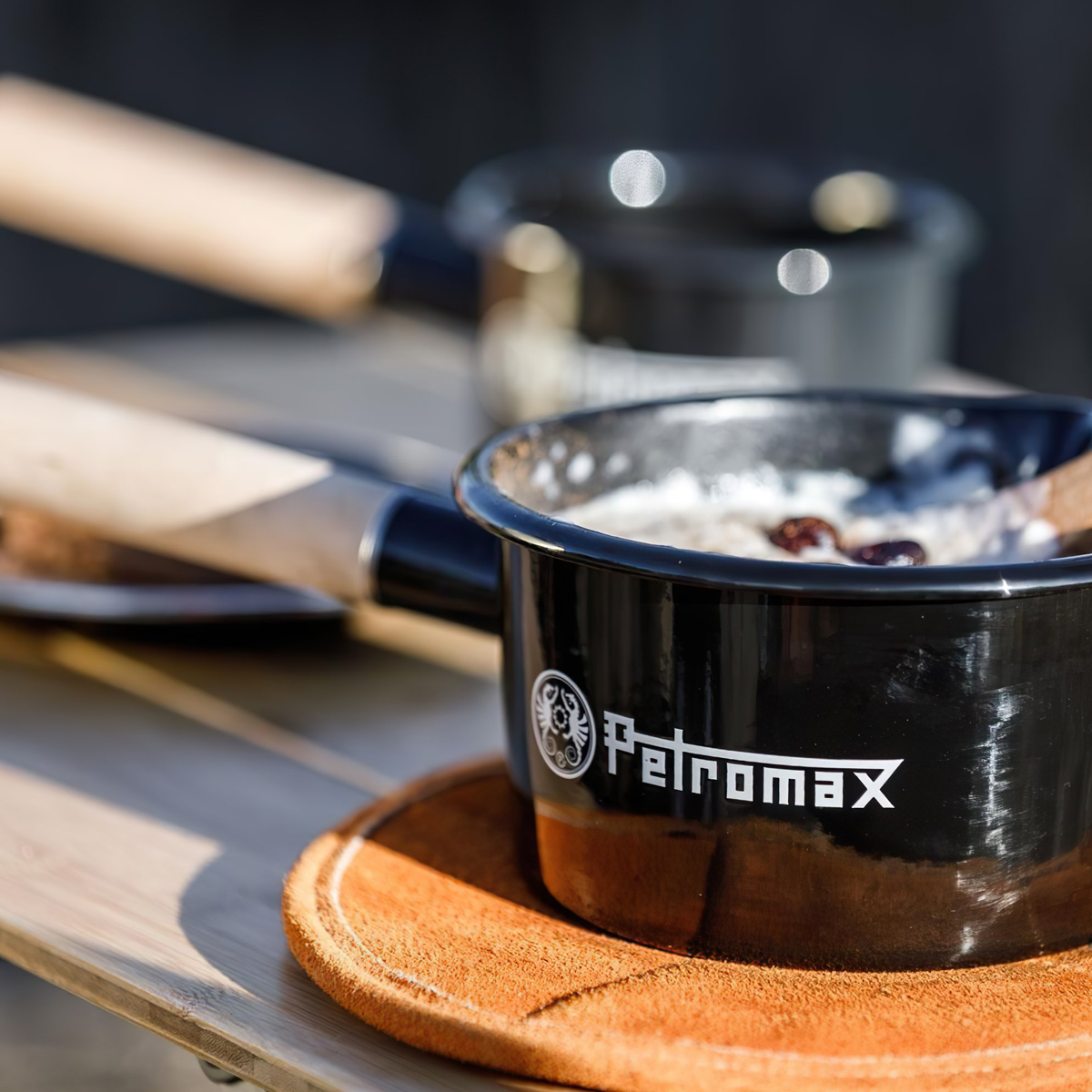 Petromax Enamel Pan Nồi Tráng Men Có Tay Cầm