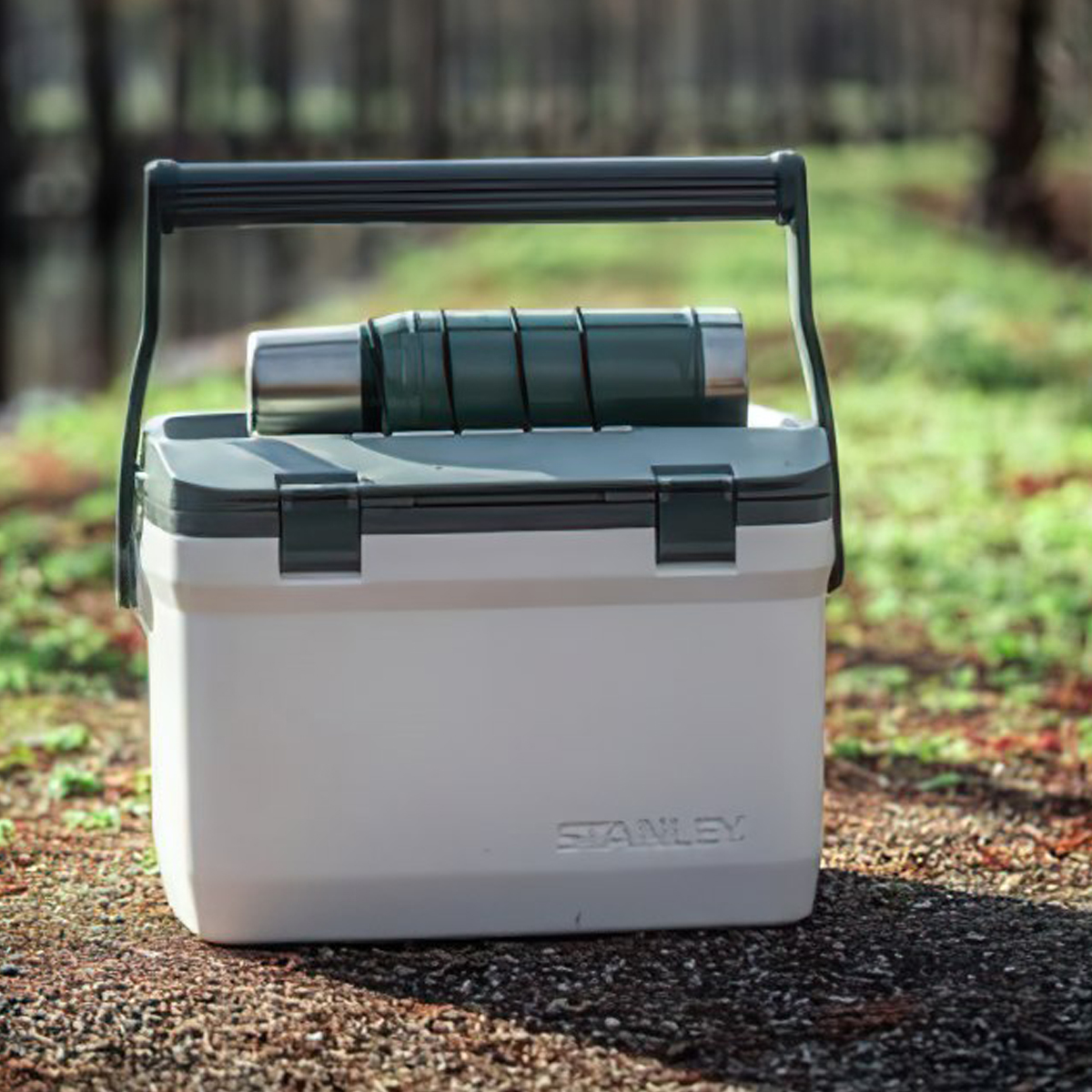 Stanley Adventure Cooler 16QT Thùng Đựng Đá Cắm Trại