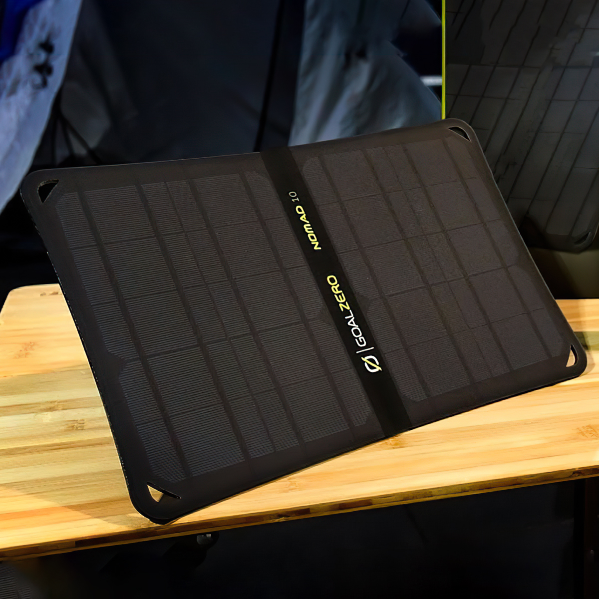 Tấm Pin Mặt Trời Goal Zero Nomad 10 Solar Panel
