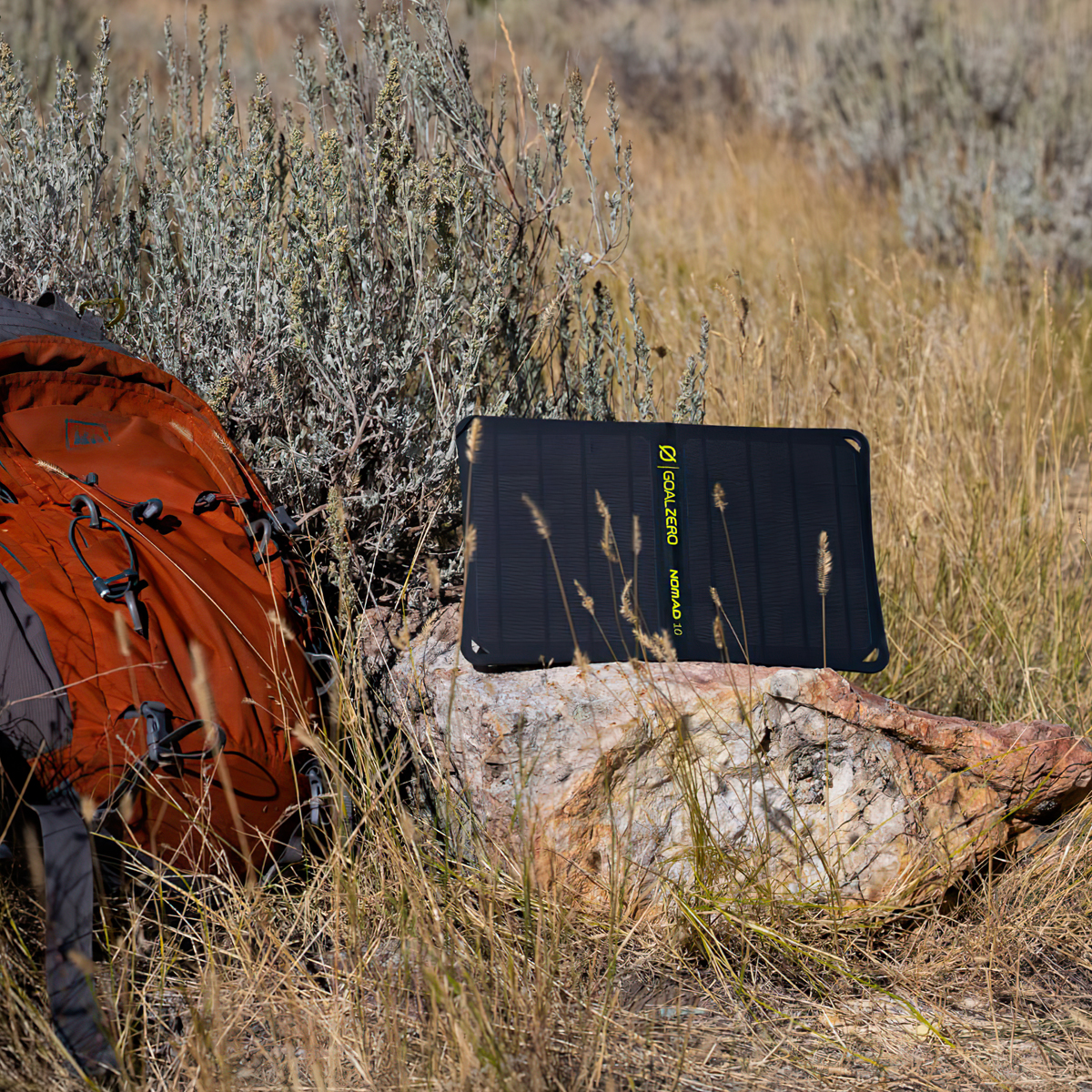 Tấm Pin Mặt Trời Goal Zero Nomad 10 Solar Panel