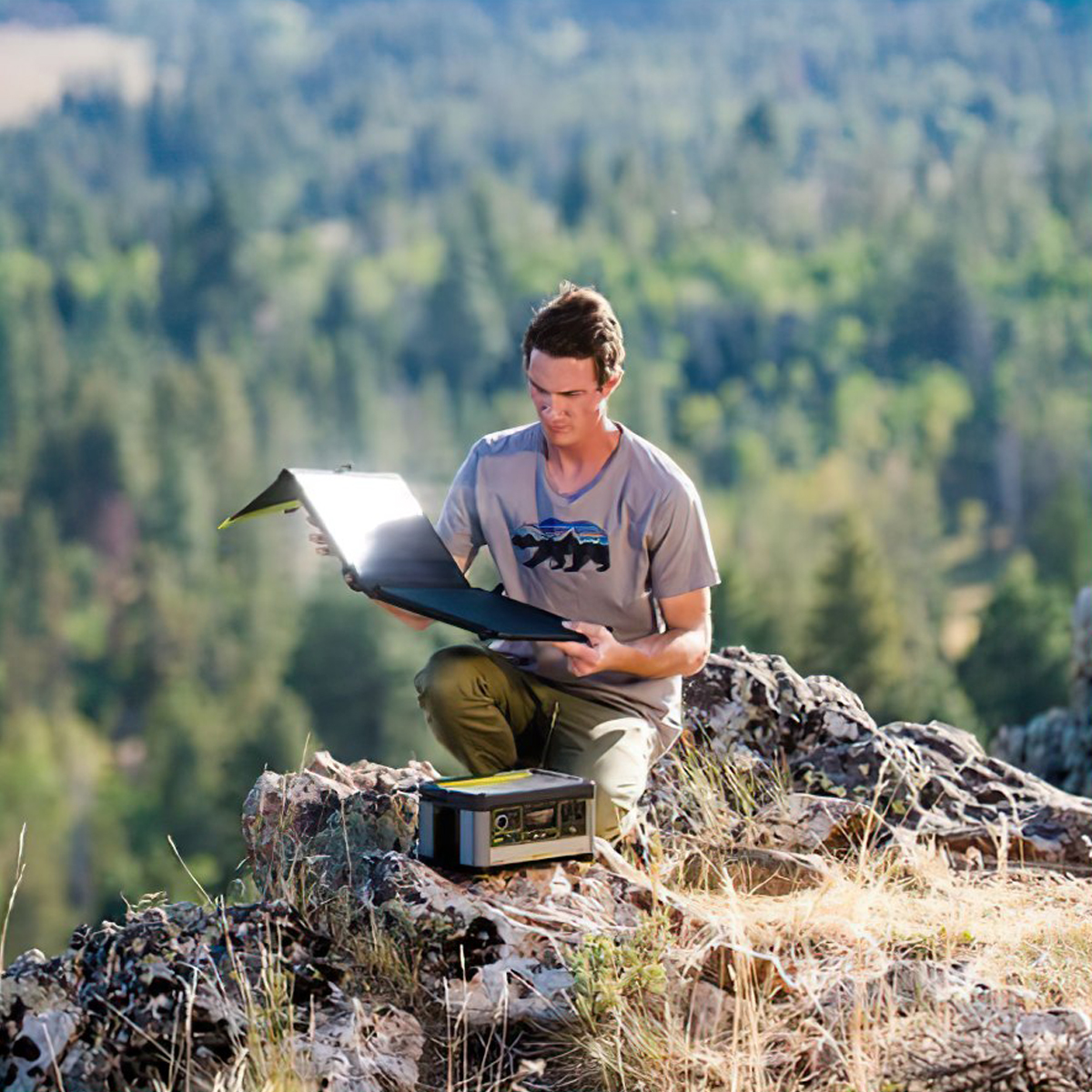 Tấm Pin Mặt Trời Goal Zero Nomad 50 Solar Panel