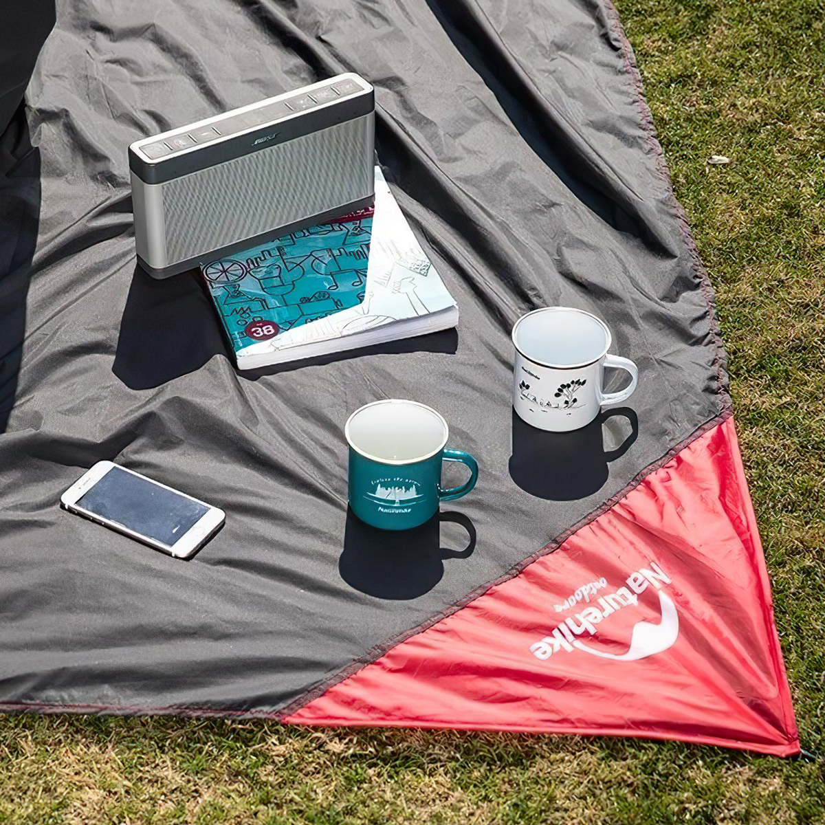 Thảm Cắm Trại Gấp Gọn Chống Nước Tiện Lợi NatureHike NH17D050-B