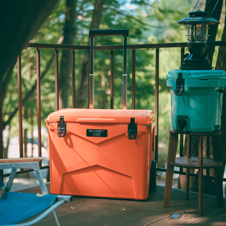 Thùng Đá Dã Ngoại BamKel 60QT Carrier