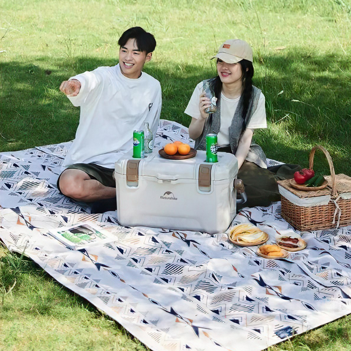 Naturehike CNH22CJ10001  Thùng Đá Lingxia Kháng Khuẩn Cắm Trại Cỡ Đại