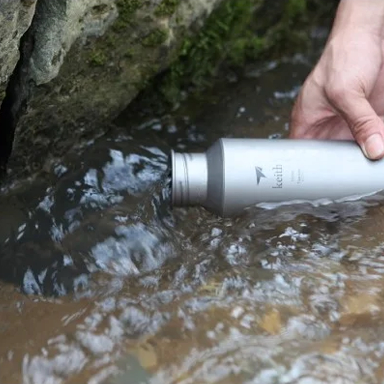 Keith Bình nước Titanium Sport Bottle (550ml) Ti3031