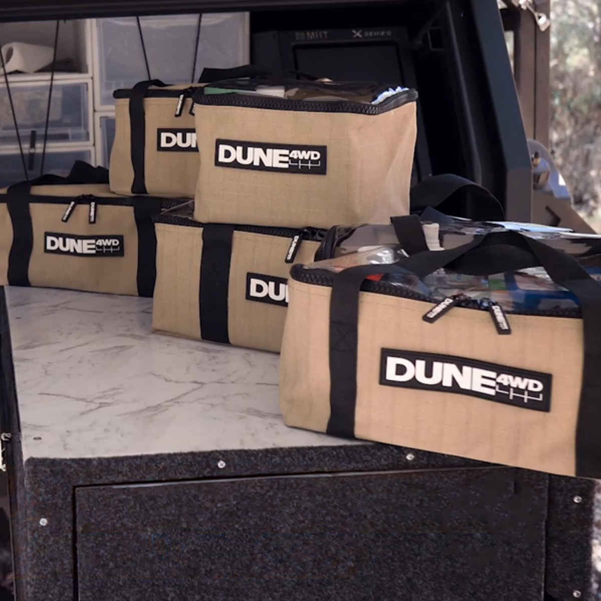 Dune Túi Đựng Đồ Nắp Trong Suốt Medium Canvas Storage Bag With Clear Top Brown