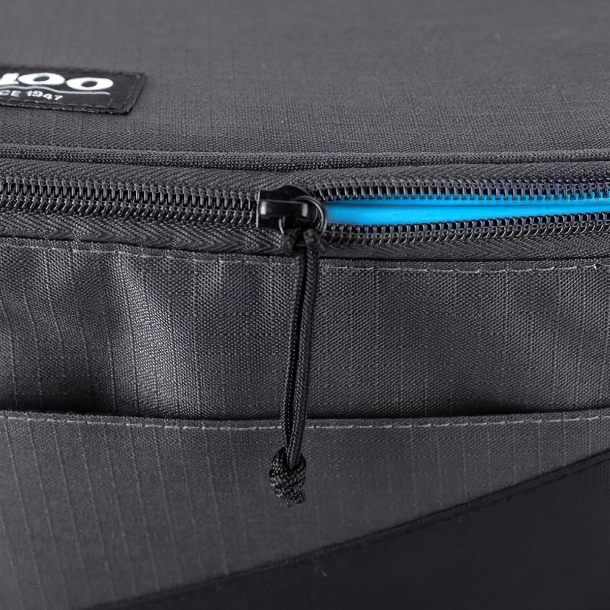 Igloo Túi Giữ Lạnh Cắm Trại Collapse & Cool 24 Lon Tech