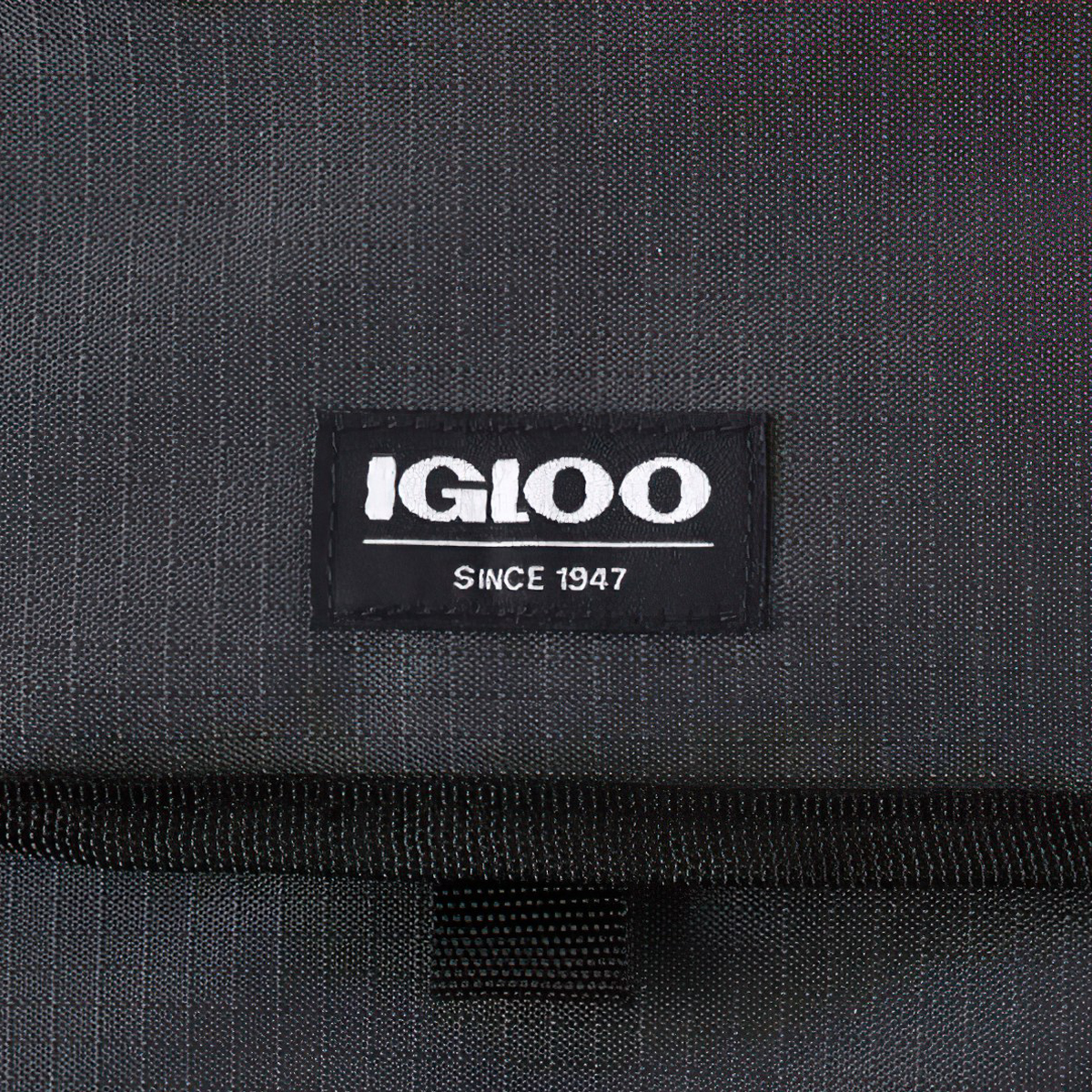 Igloo Túi Giữ Lạnh Cắm Trại Collapse & Cool 36Lon Spt