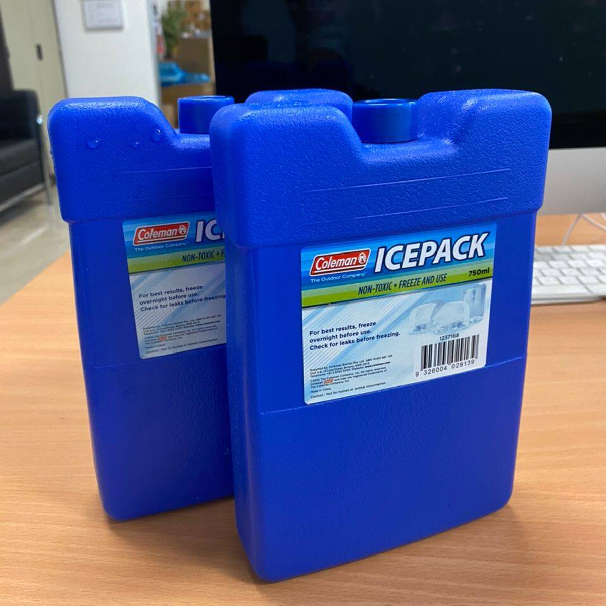 Túi Nhựa Làm Lạnh Coleman - 750ml