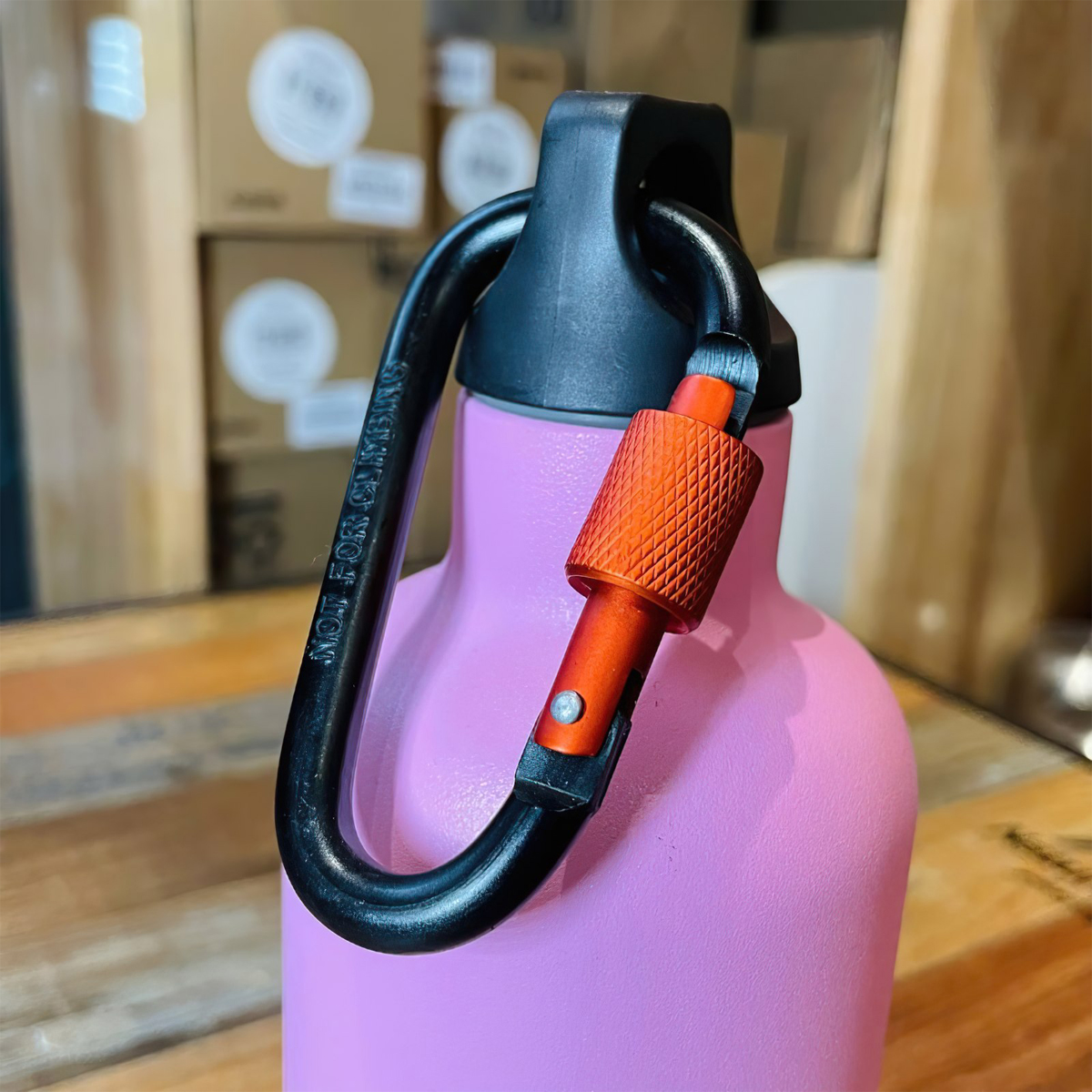 Vultura Vtr-Ca2501 Carabiner Chữ D Có Khóa Vặn