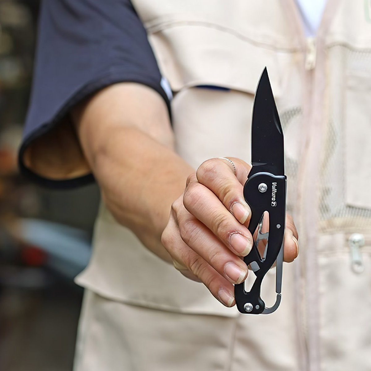 Vultura VTR-KN2403 Dao Xếp Cắm Trại Tích Hợp Móc Carabiner