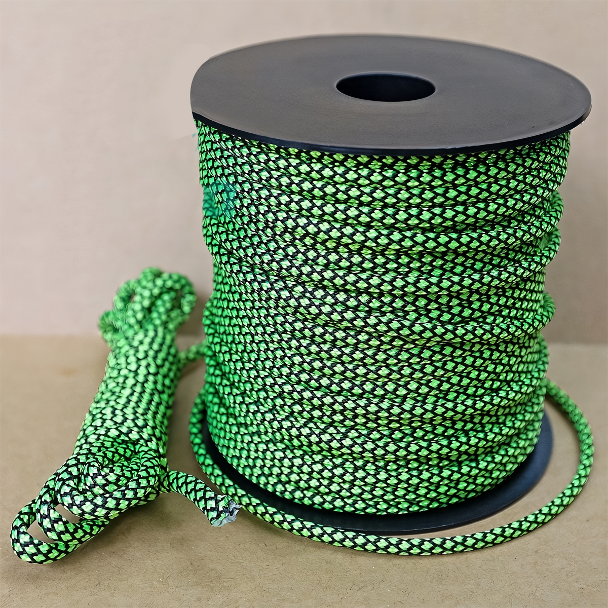 Vultura VTR-RO2501 Cuộn 50M Dây Dù 9 Lõi Paracord 550