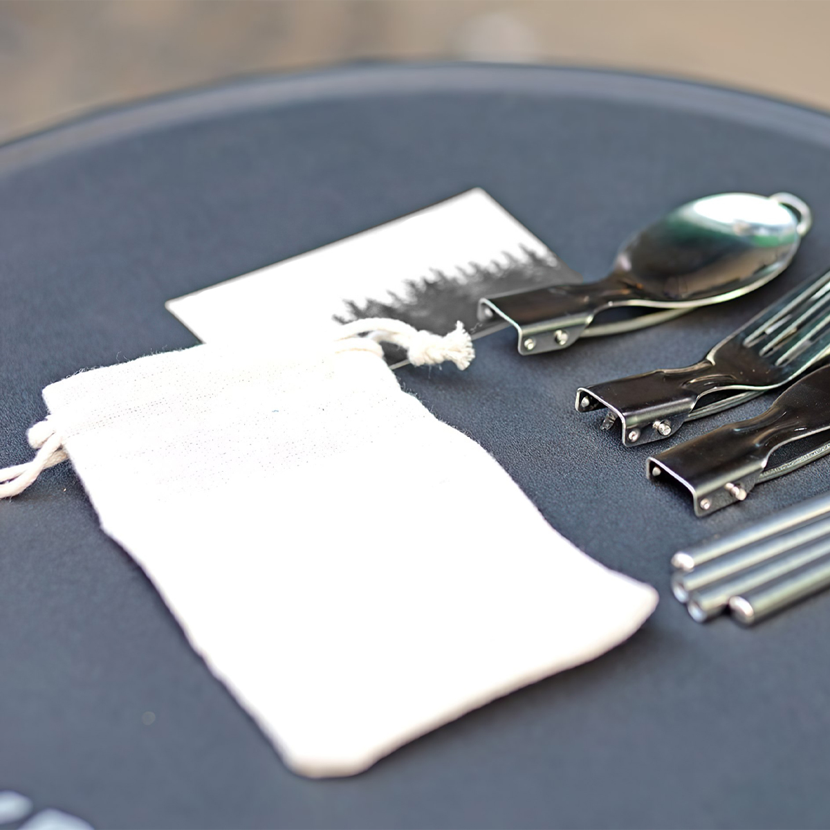 Vultura VTR-TW2403 Bộ Đồ Bàn Ăn Cắm Trại 4 Món (Dao, Muỗng, Nĩa, Đũa) Xếp Gọn