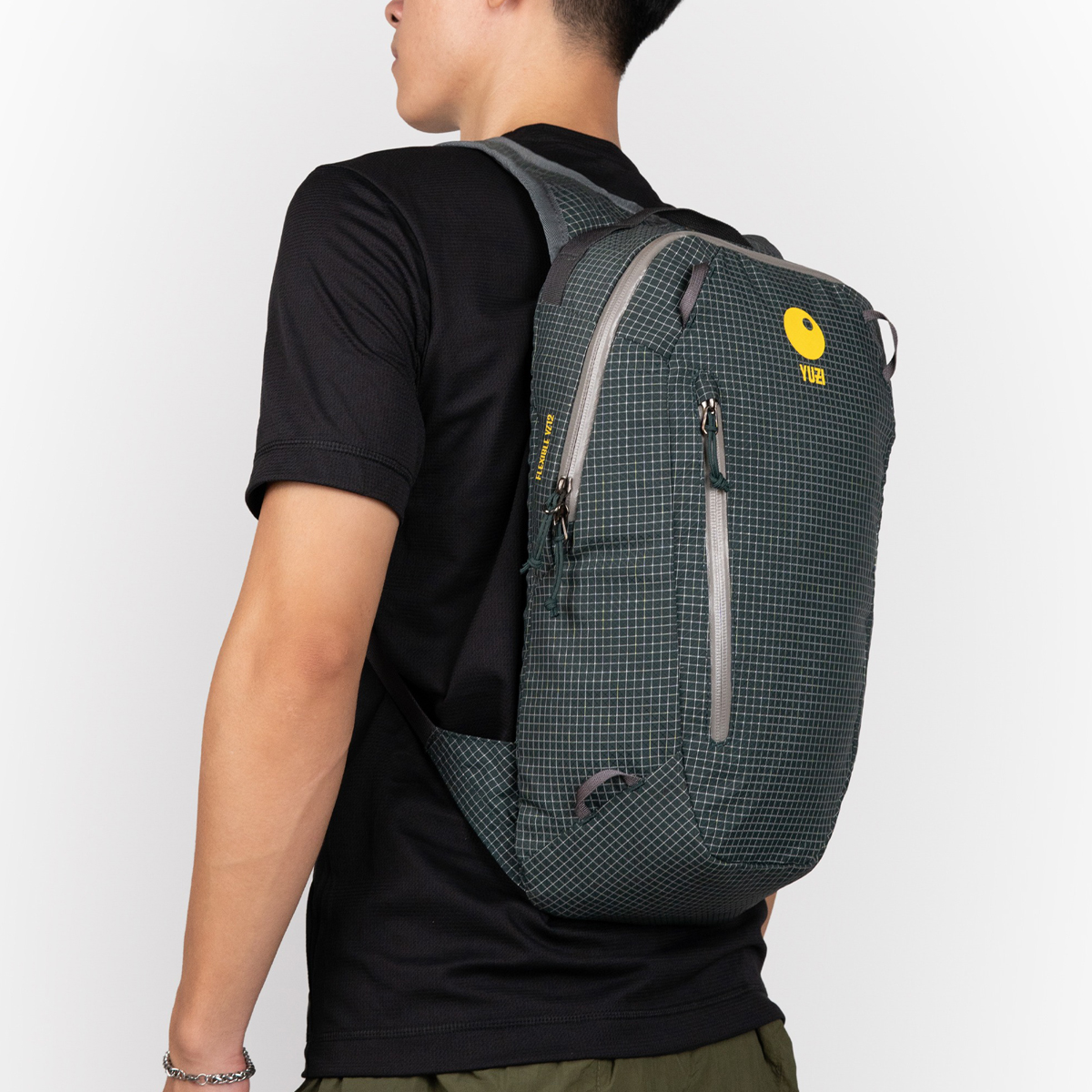 Yuzi Flexible YZ12 Balo leo núi trekking dung tích 12 lít Việt Nam