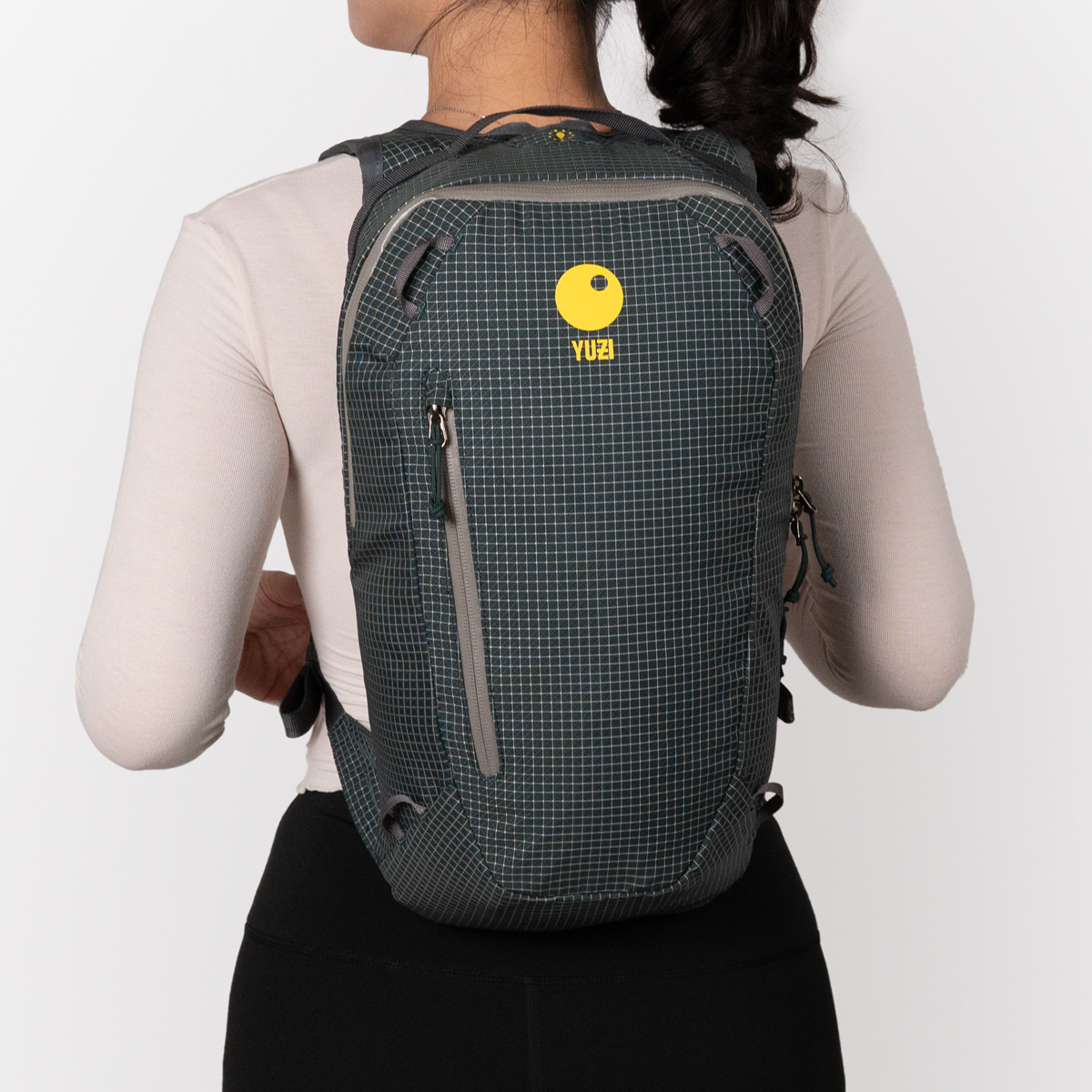 Yuzi Flexible YZ12 Balo leo núi trekking dung tích 12 lít Việt Nam