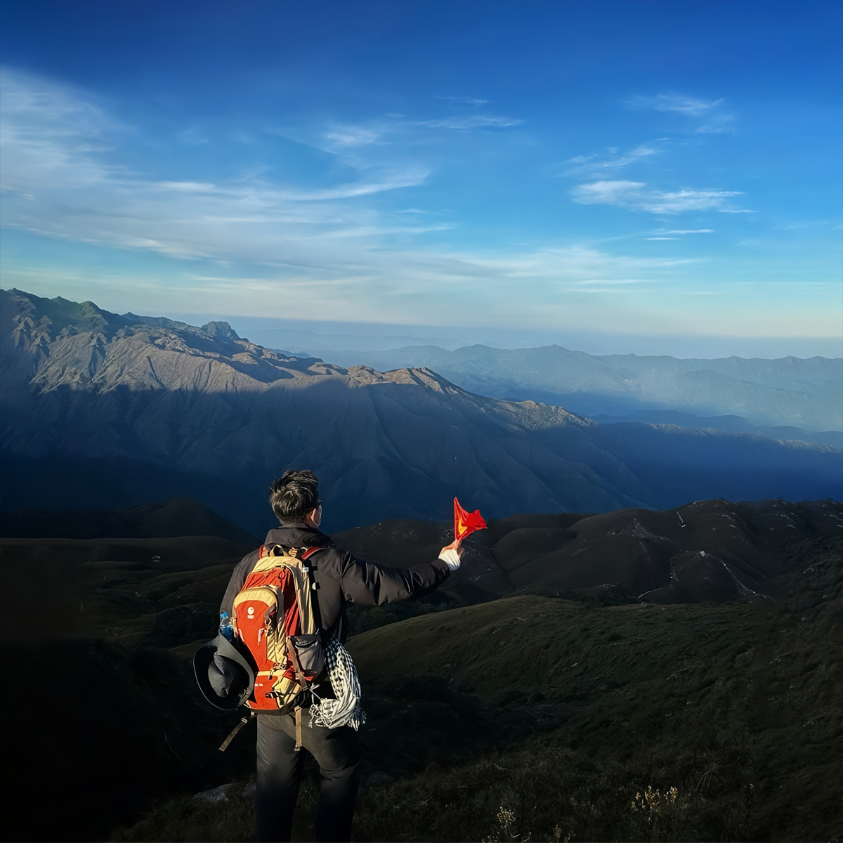 YUZI- Usual 40L Balo Leo Núi Dã Ngoại 40 Lít Trợ Lực Kháng Nước – Version 2