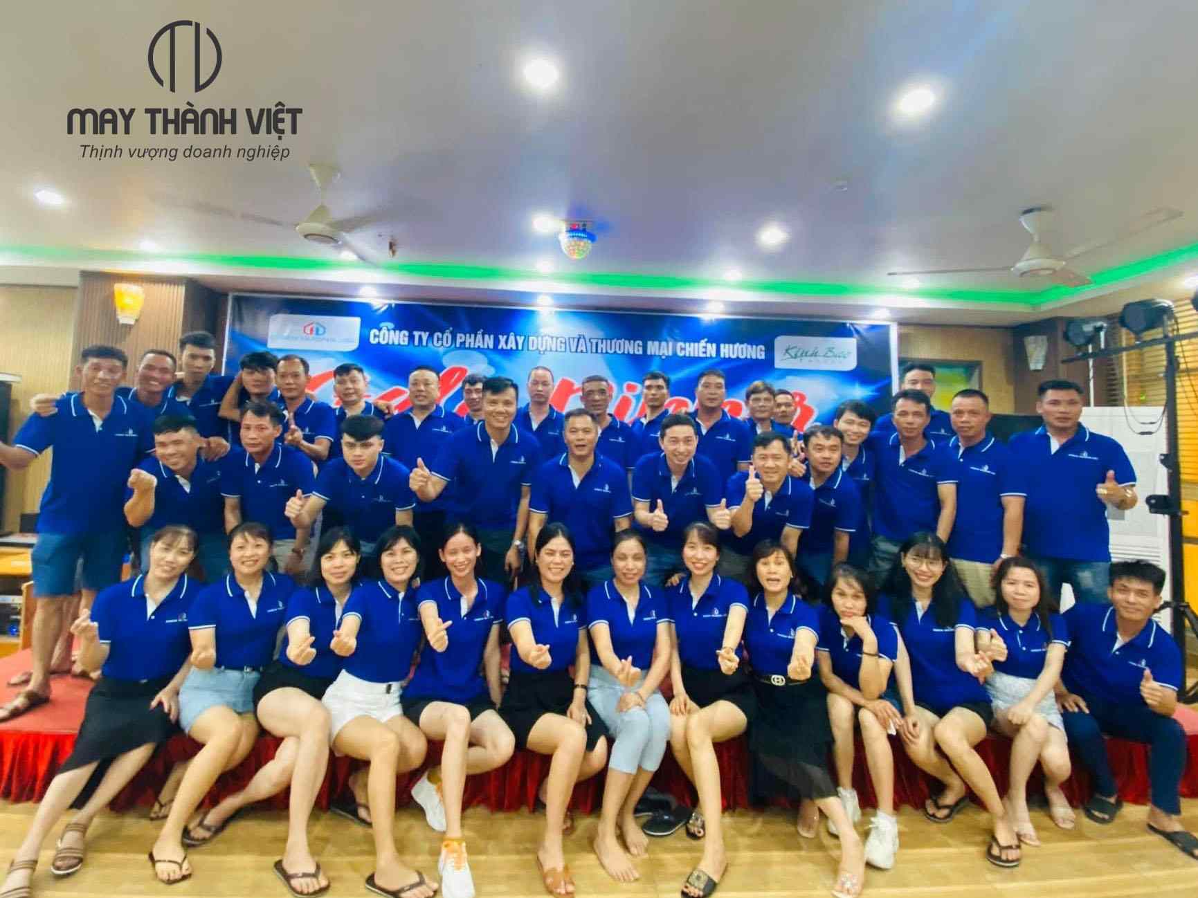 May đồng phục câu lạc bộ màu xanh bích